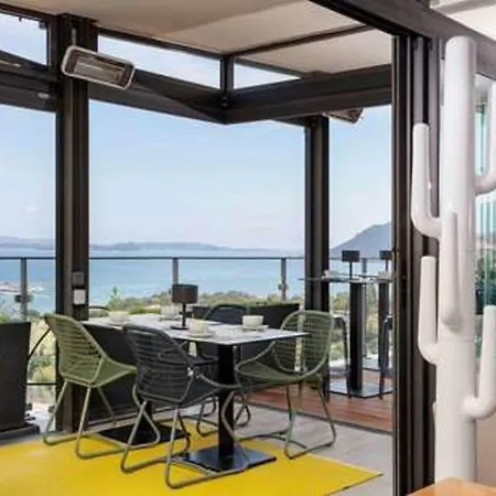 Hoteliere Alcyon 4*