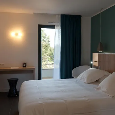 Hoteliere Alcyon 4* بورتو فيكشْيو