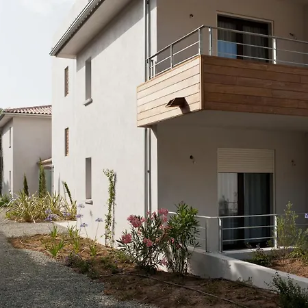 شقة فندقية Hoteliere Alcyon 4*