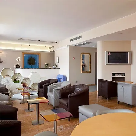 Hoteliere Alcyon شقة فندقية