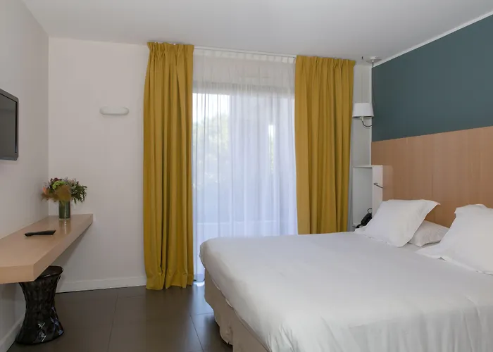 Résidence Hôtelière Alcyon Aparthotel 4*