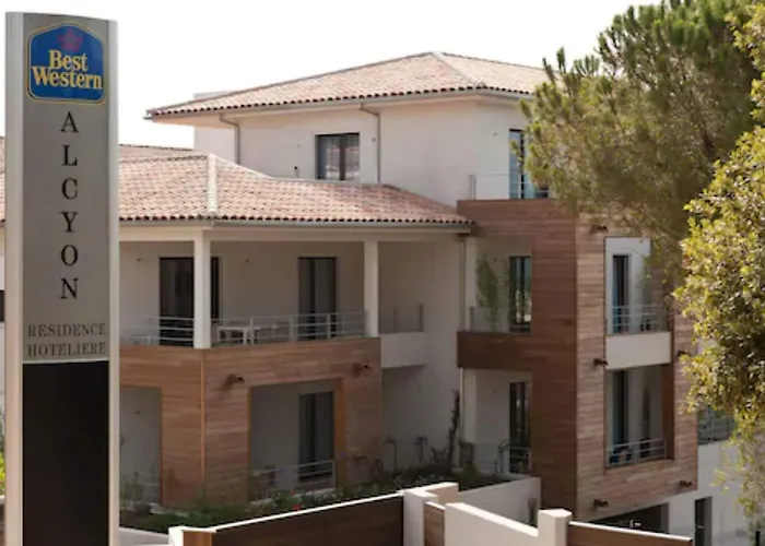 Hoteliere Alcyon Апарт-отель