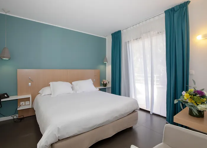 Résidence Hôtelière Alcyon 4*