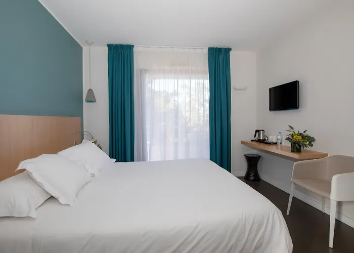 Résidence Hôtelière Alcyon 4*